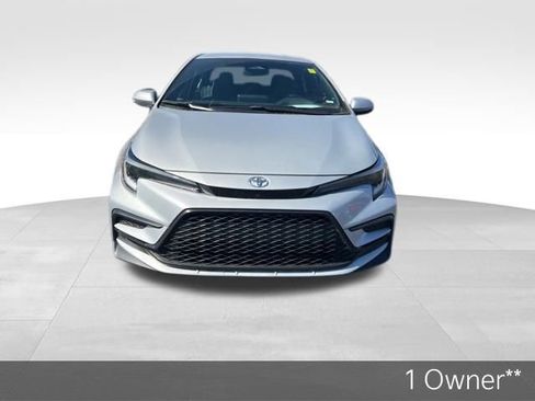 Used 2024 Toyota Corolla SE image 2