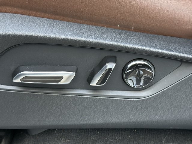 Used 2025 Acura MDX w/ Technology Package FWD image 26