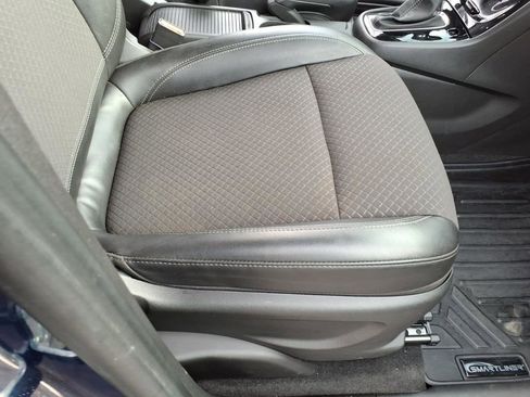 Used 2020 Buick Encore Preferred image 14