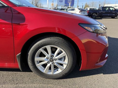 New 2025 Toyota Camry LE image 10