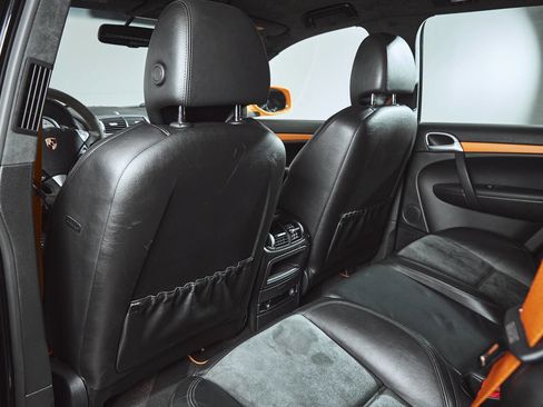 Used 2010 Porsche Cayenne S Transsyberia image 16