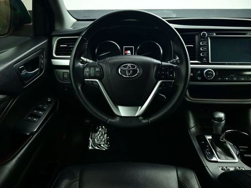 Used 2018 Toyota Highlander Limited image 33