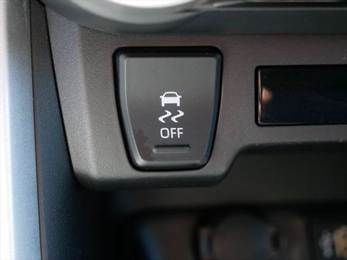 Certified 2025 Toyota RAV4 XLE AWD/4WD image 20