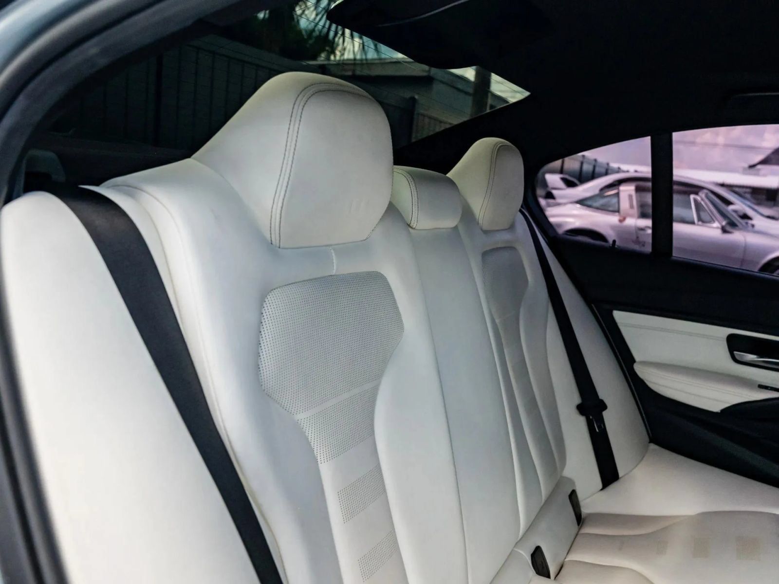 Used 2015 BMW M3 RWD image 21