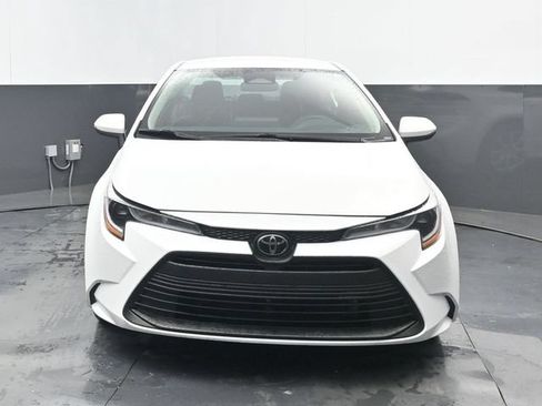 Used 2024 Toyota Corolla LE FWD image 18