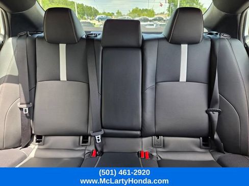 Used 2025 Toyota Camry SE FWD image 10