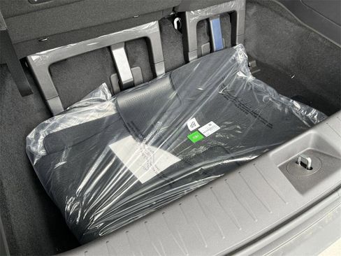 New 2026 Kia Carnival EX image 44