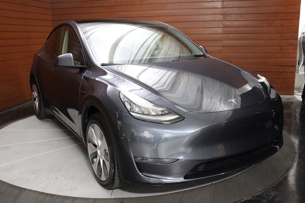 Used 2020 Tesla Model Y Long Range AWD/4WD image 11