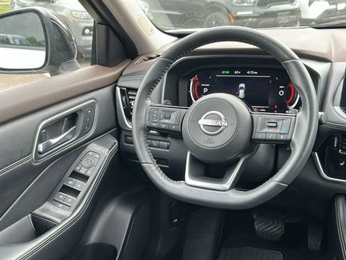Certified 2023 Nissan Rogue Platinum w/ Platinum Premium Package AWD/4WD image 24