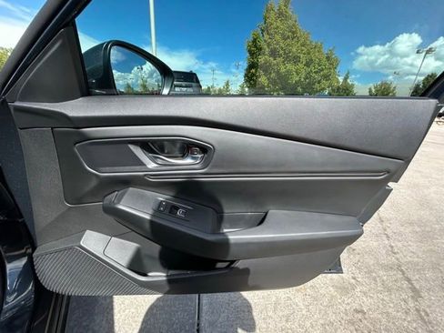 Used 2023 Honda Accord EX image 32