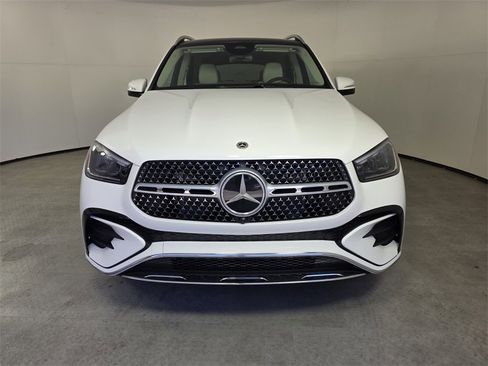 New 2026 Mercedes-Benz GLE 450 4MATIC image 2