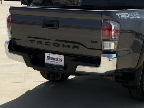 Used 2023 Toyota Tacoma TRD Off-Road AWD/4WD image 6