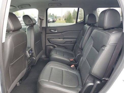 Used 2023 GMC Acadia SLT FWD image 30