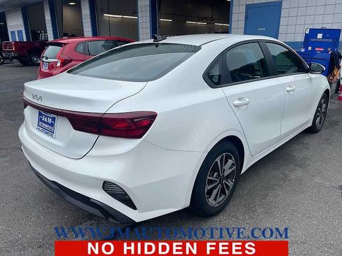 Used 2024 Kia Forte LXS FWD image 3