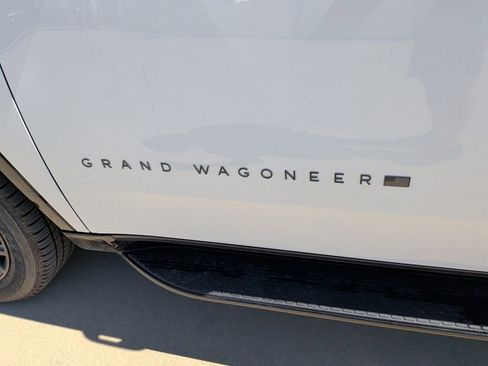 New 2026 Jeep Grand Wagoneer L Limited AWD/4WD image 57