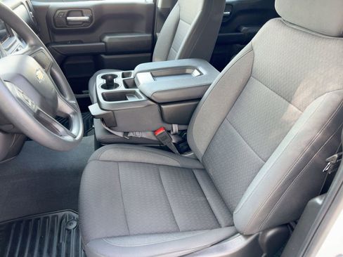 Certified 2024 Chevrolet Silverado 1500 Custom image 23