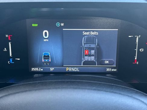 Used 2025 Ford Maverick XLT w/ Equipment Group 301A AWD/4WD image 26