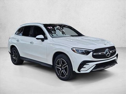 Certified 2023 Mercedes-Benz GLC 300 image 3
