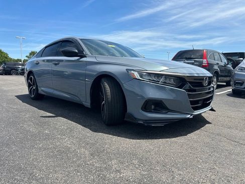 Used 2021 Honda Accord Sport image 13