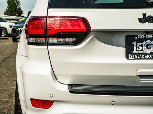 Used 2019 Jeep Grand Cherokee SRT AWD/4WD image 10
