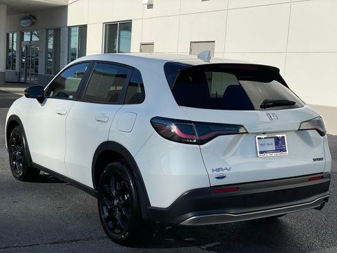 Certified 2024 Honda HR-V Sport image 4