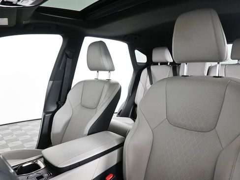 Used 2023 Lexus RX 350 Premium Plus w/ Cold Area Package FWD image 5