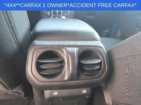 Used 2022 Jeep Gladiator Sport AWD/4WD image 47