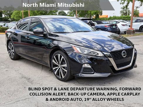 Used 2022 Nissan Altima 2.5 SR FWD image 1