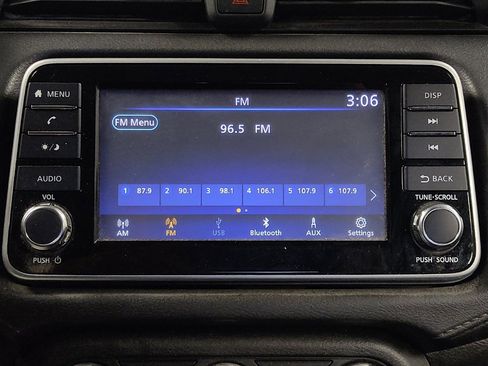 Used 2021 Nissan Versa S image 25