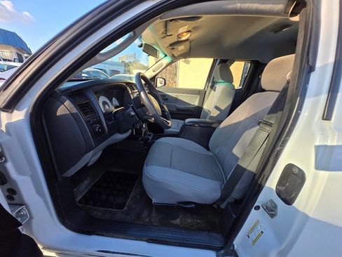 Used 2010 Dodge Dakota ST w/ Extra Security Group image 22