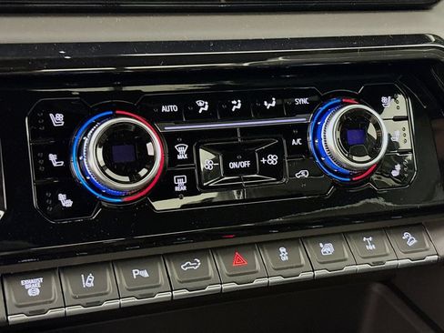 New 2026 GMC Sierra 2500 AT4X AWD/4WD image 16