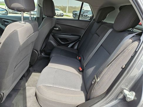 Used 2020 Chevrolet Trax LS w/ Tint and Cruise Package FWD image 25