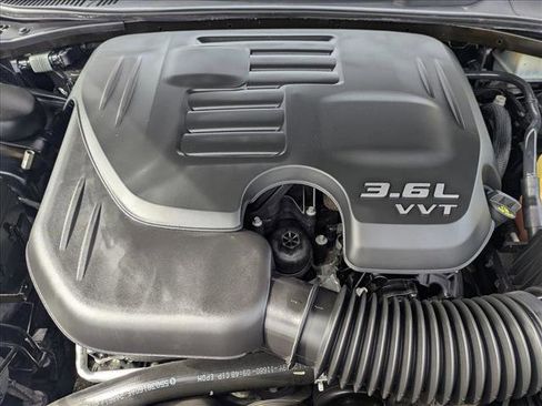 Used 2019 Dodge Challenger SXT w/ Blacktop Package image 20