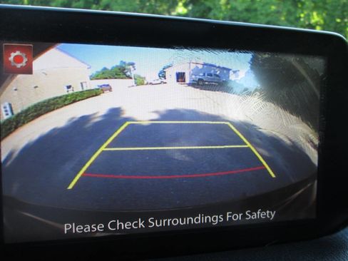 Used 2017 MAZDA MAZDA3 Touring FWD image 20