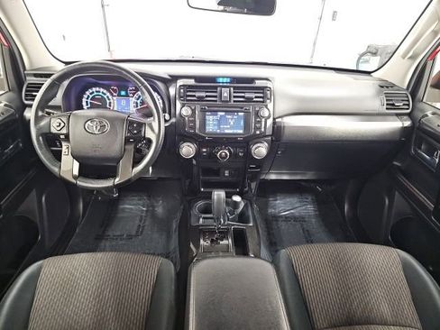 Used 2015 Toyota 4Runner Trail w/ Four Season Floor Mat Package AWD/4WD image 29