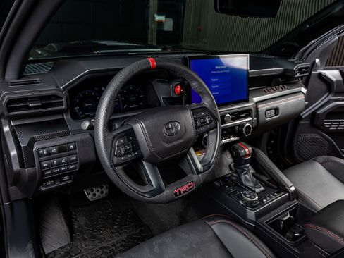 Used 2025 Toyota Tacoma TRD Pro image 16