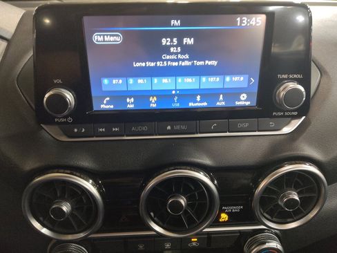 Used 2025 Nissan Sentra S FWD image 25