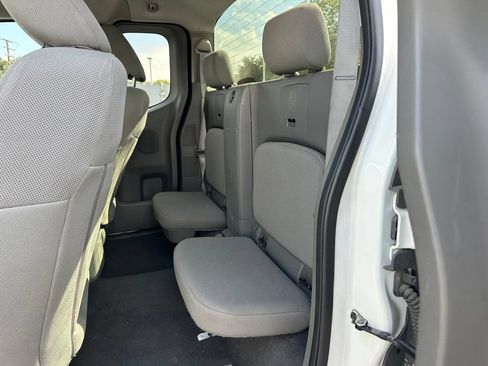 Used 2020 Nissan Frontier S w/ S Utility Package RWD image 8