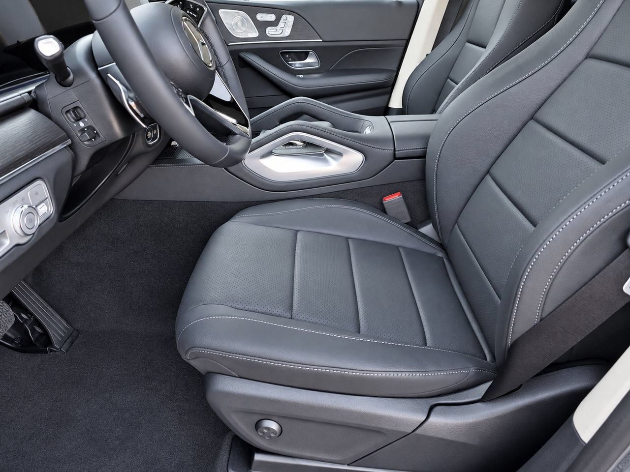 New 2026 Mercedes-Benz GLE 450 4MATIC image 15