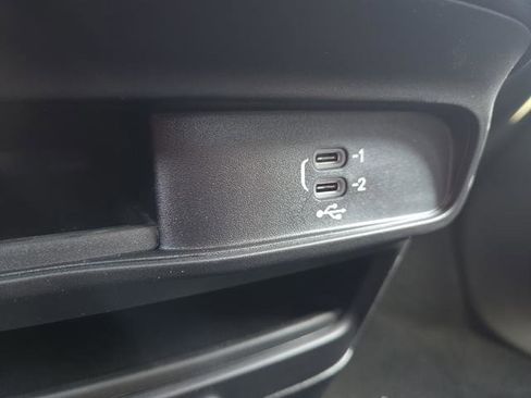 New 2026 Chrysler Pacifica Select w/ S Appearance Package image 21