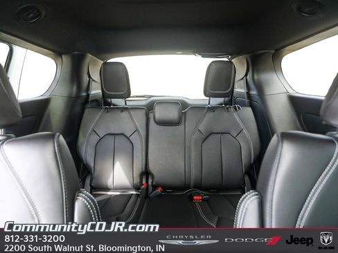 New 2026 Chrysler Voyager LX FWD image 20