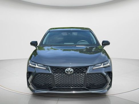 Used 2021 Toyota Avalon Touring image 2
