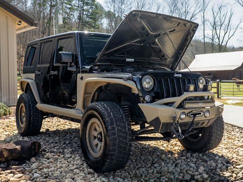 Used 2017 Jeep Wrangler Unlimited Sport w/ Quick Order Package 24S image 15