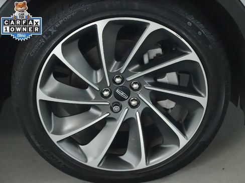 Used 2023 Lincoln Nautilus Reserve w/ Equipment Group 201A AWD/4WD image 12