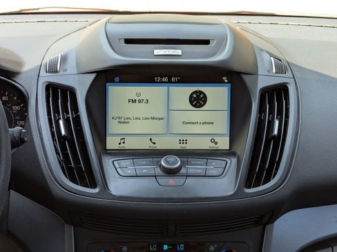 Used 2017 Ford Escape SE w/ SE Leather Comfort Package image 16