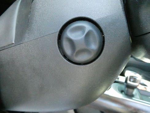 Certified 2023 GMC Sierra 1500 SLT w/ SLT Premium Package image 23