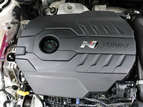 Used 2022 Hyundai Elantra N FWD image 40