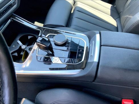 Used 2019 BMW X5 xDrive40i w/ Premium Package 2 AWD/4WD image 17
