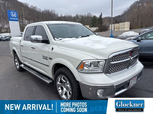 Used 2018 RAM 1500 Laramie w/ Convenience Group image 3