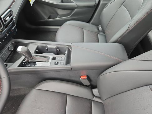 New 2026 Nissan Sentra SR w/ SR Premium Package FWD image 33